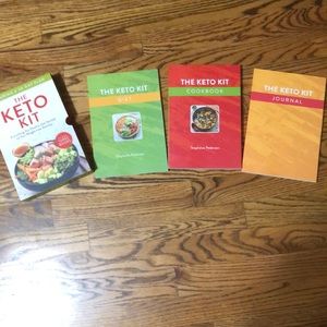 A Keto book jacket containing 3 books.